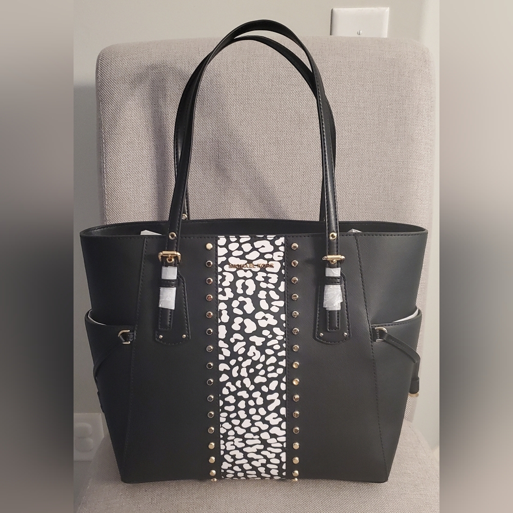 NWT Michael Kors Voyager Tote